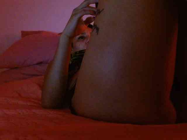ANNYFOX webcam