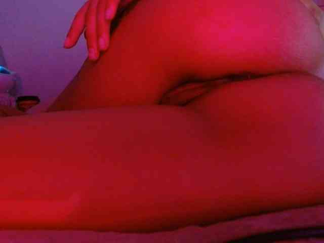 ANNYFOX webcam