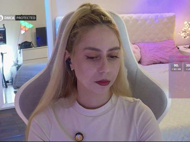 -Light-Fury- live cam on BongaCams