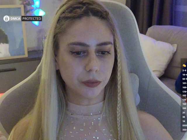 -Light-Fury- live cam on BongaCams