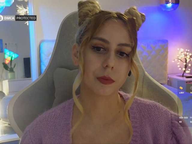 -Light-Fury- live cam on BongaCams