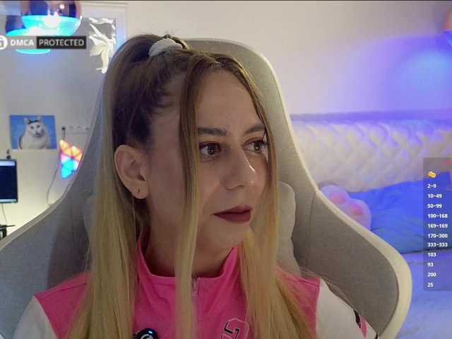 capuchina_v_taverne — live female cam