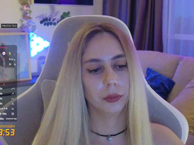 -Light-Fury-'s BongaCams show and profile