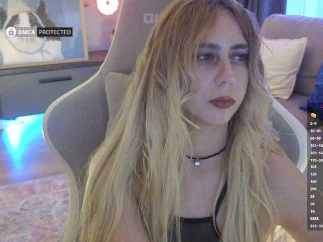 -Light-Fury- live cam on BongaCams