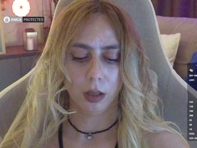 -Light-Fury- live cam on BongaCams