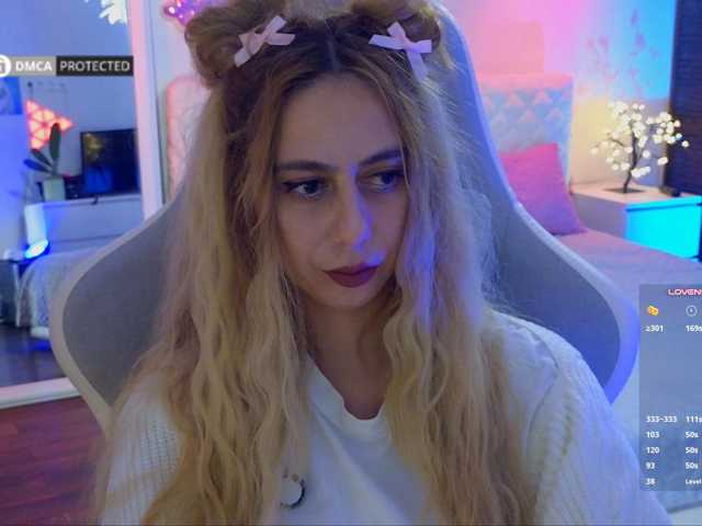 -Light-Fury- live cam on BongaCams