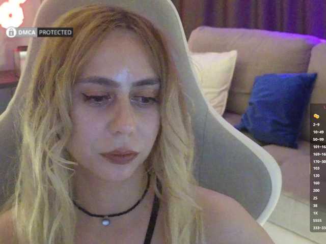 -Light-Fury- live cam on BongaCams