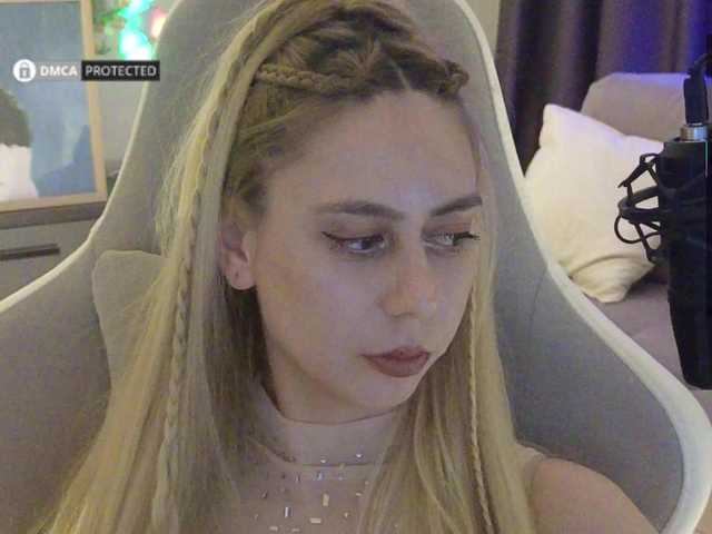 -Light-Fury- live webcam show