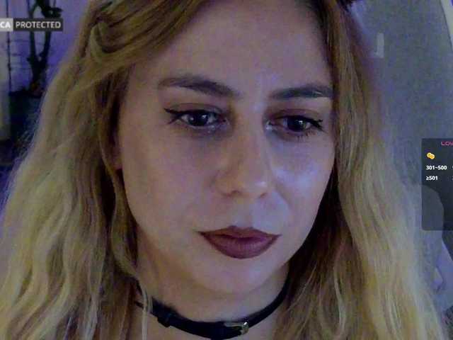 -Light-Fury- live cam on BongaCams