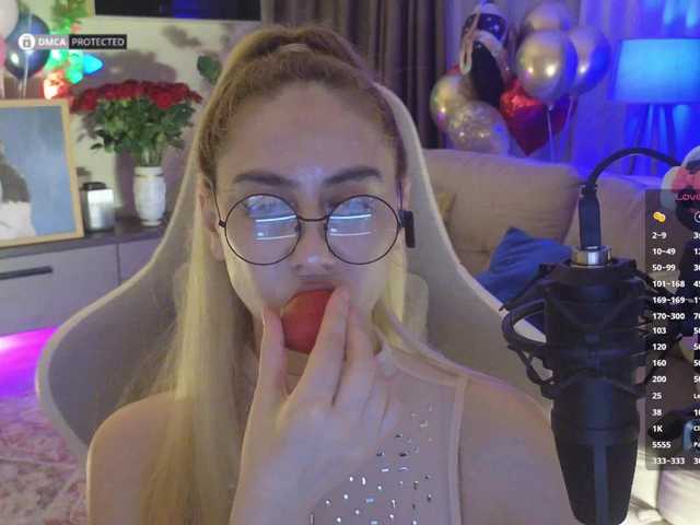 -Light-Fury- live cam on BongaCams