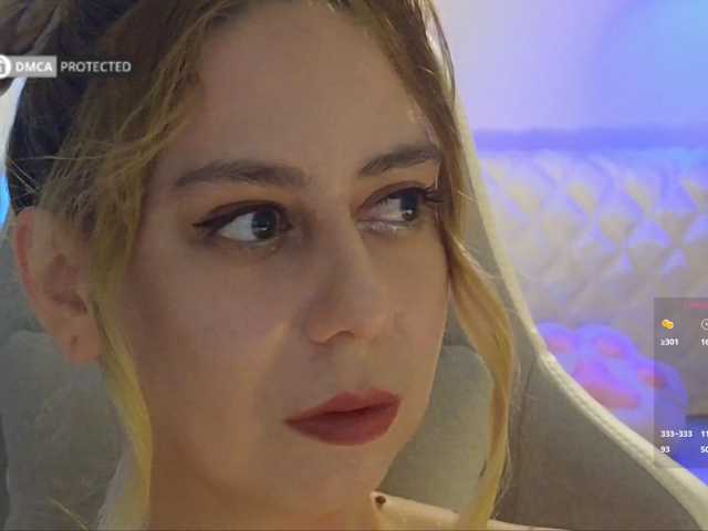 -Light-Fury- live cam on BongaCams