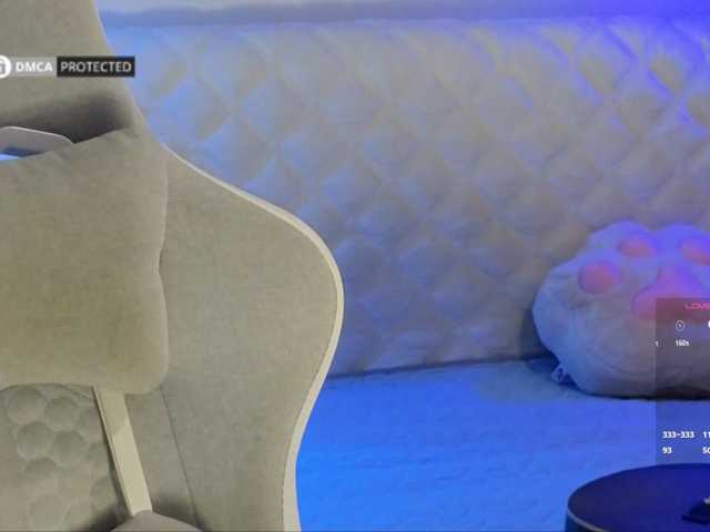-Light-Fury- live cam on BongaCams
