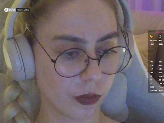 -light-fury- cam belle