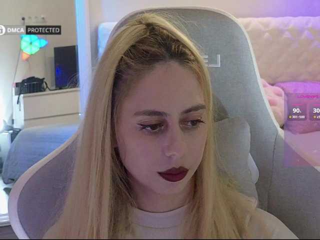 -Light-Fury- live cam on BongaCams