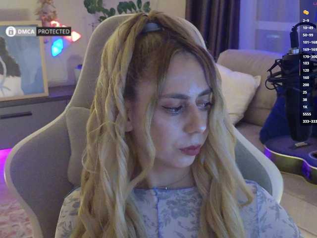 -Light-Fury- live webcam show