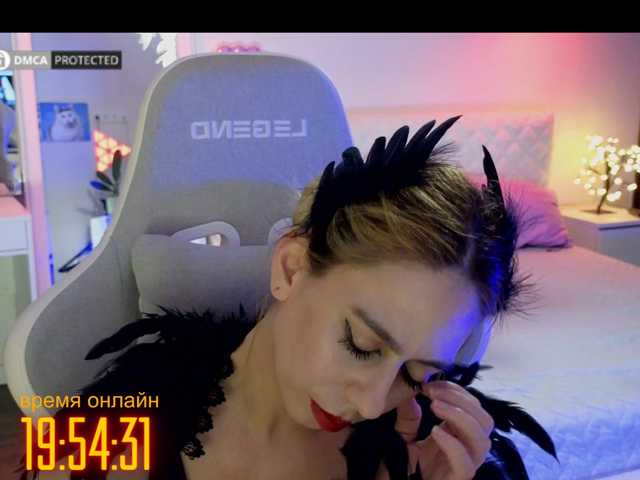 capuchina_v_taverne live cam on BongaCams