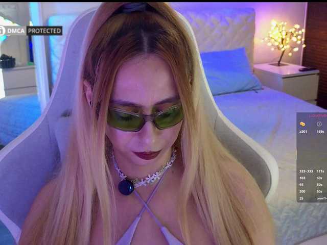 -Light-Fury- live cam on BongaCams