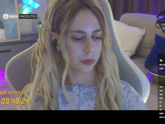 -Light-Fury- live cam on BongaCams