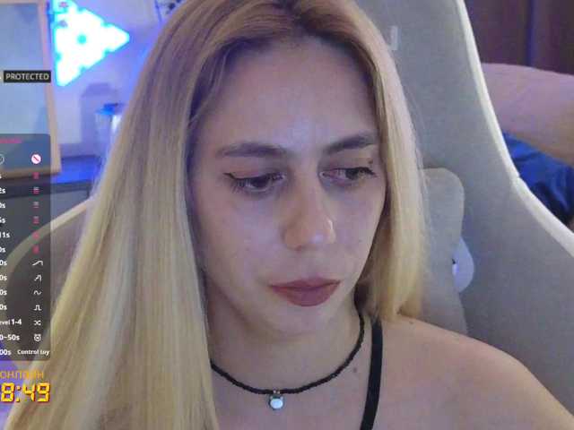 -Light-Fury-'s BongaCams show and profile