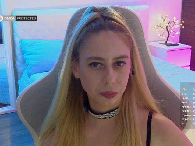 -Light-Fury- live cam on BongaCams