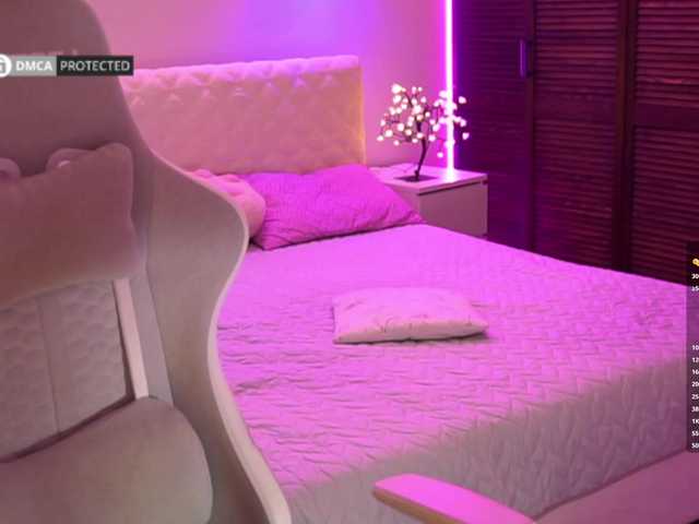 -Light-Fury- live cam on BongaCams