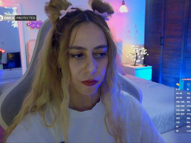 -Light-Fury- live cam on BongaCams
