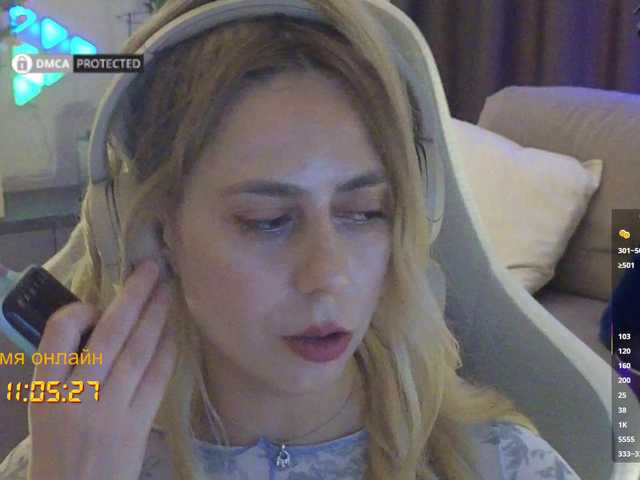 -Light-Fury- live webcam show