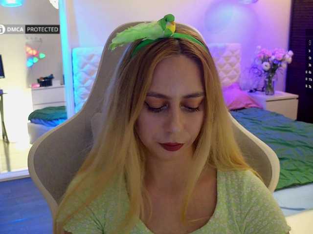-Light-Fury- live cam on BongaCams