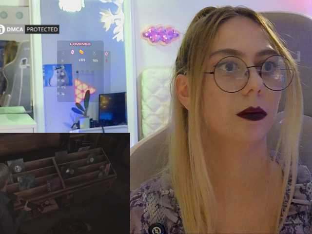 -Light-Fury- live cam on BongaCams