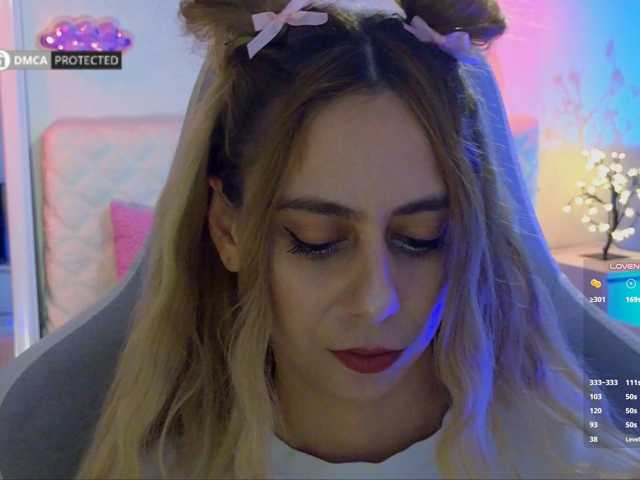 -Light-Fury- live cam on BongaCams