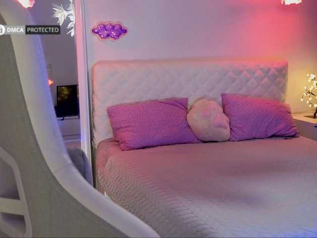 capuchina_v_taverne live cam on BongaCams