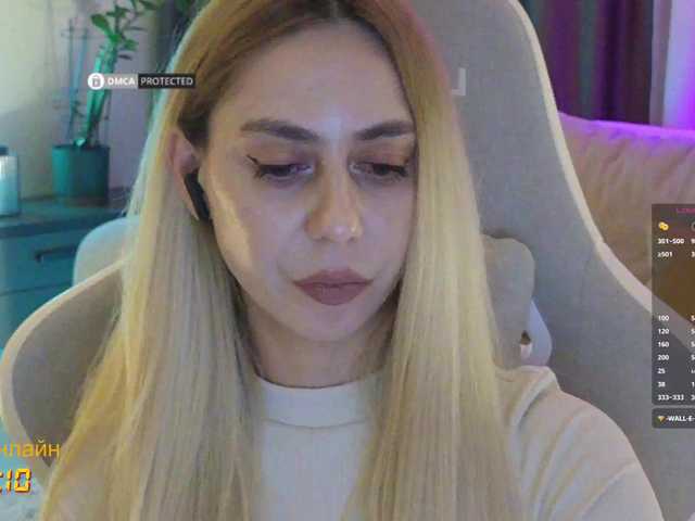 le modèle Danil__Kolbasenko est en webcam porno dans un show sur le site bongacams, il possède les tags suivants: White/Caucasian,Blonde,Shaved
