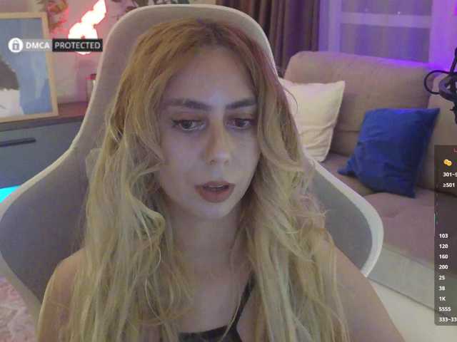 -Light-Fury- live cam on BongaCams