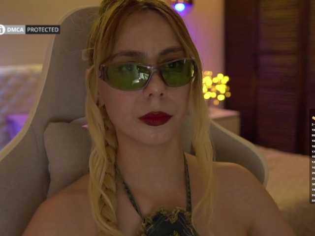 -Light-Fury- live cam on BongaCams