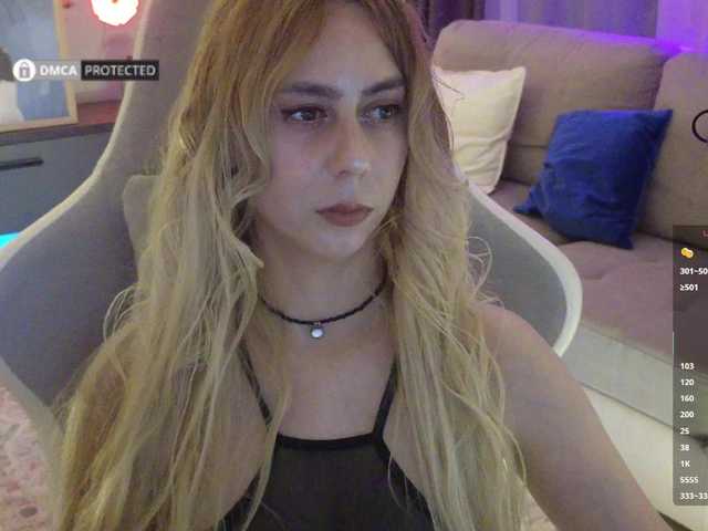 -Light-Fury- live cam on BongaCams