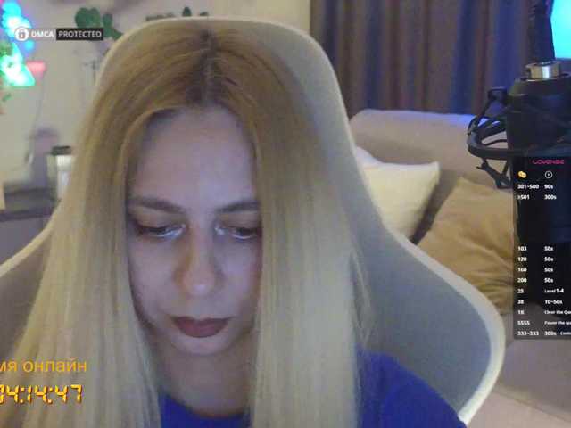 -Light-Fury- live cam on BongaCams