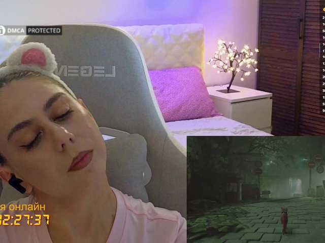 -Light-Fury- live cam on BongaCams