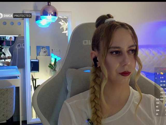 -Light-Fury- live cam on BongaCams