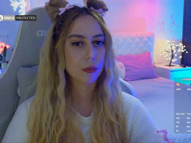 -Light-Fury- live cam on BongaCams