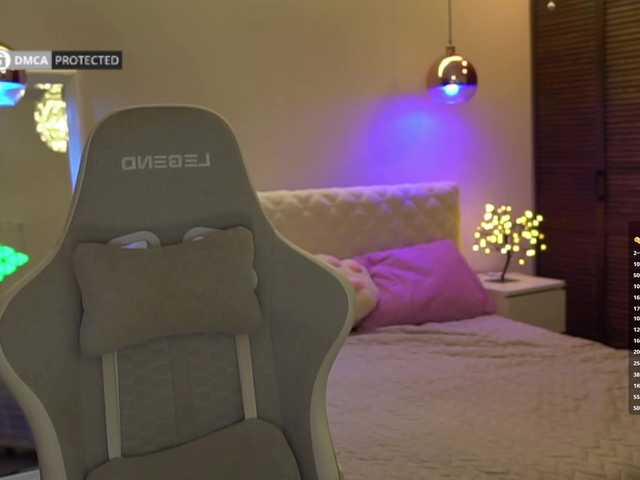 -Light-Fury- live cam on BongaCams