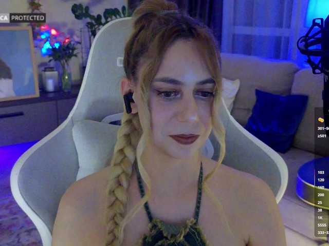 -Light-Fury- live cam on BongaCams