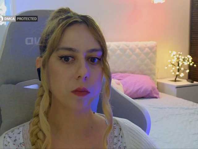 -Light-Fury- live cam on BongaCams