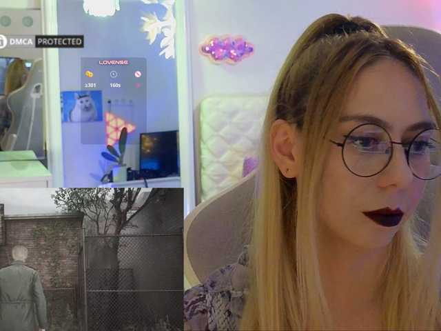 -Light-Fury- live cam on BongaCams