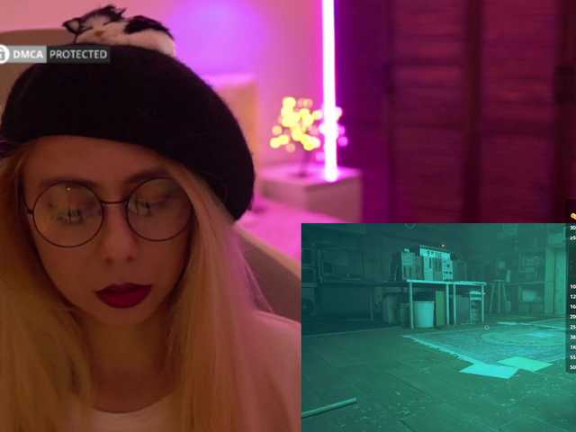 -Light-Fury- live cam on BongaCams
