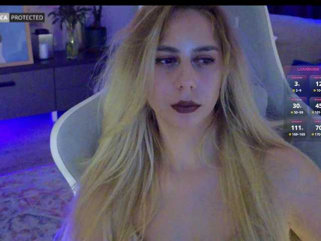 -Light-Fury- live cam