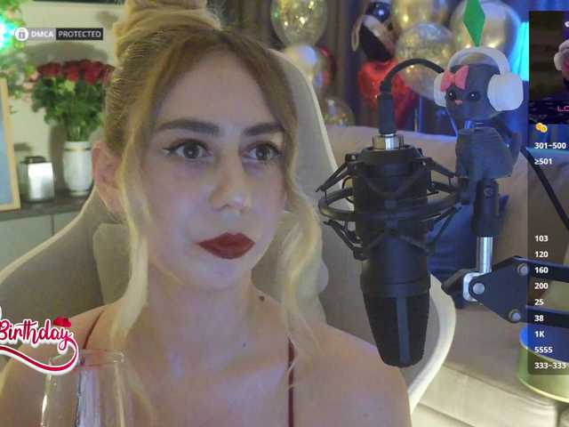 -light-fury- cam belle