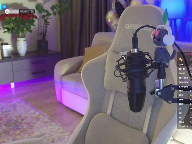 -Light-Fury- live cam on BongaCams