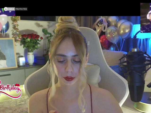 -Light-Fury- live cam on BongaCams