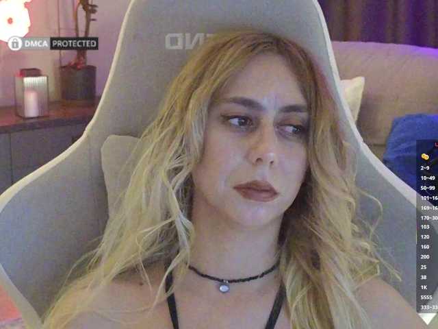 -Light-Fury- live cam on BongaCams