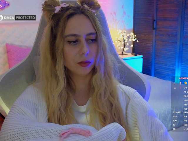 -Light-Fury- live cam on BongaCams